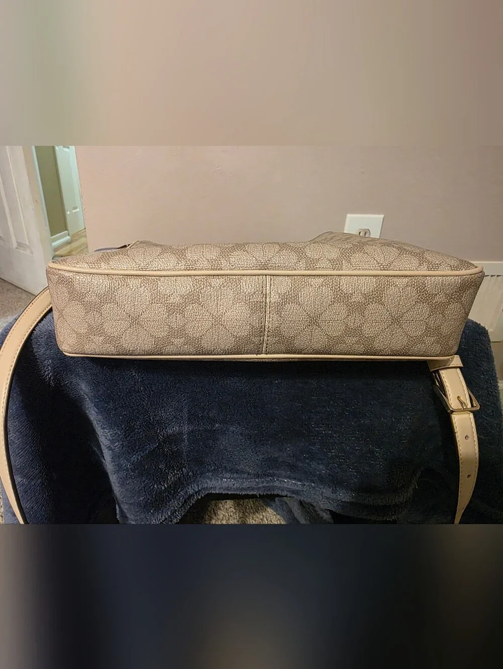Kate Spade New York Cream Signature Floral Large Crossbody Bag